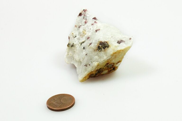 Spinel crystal